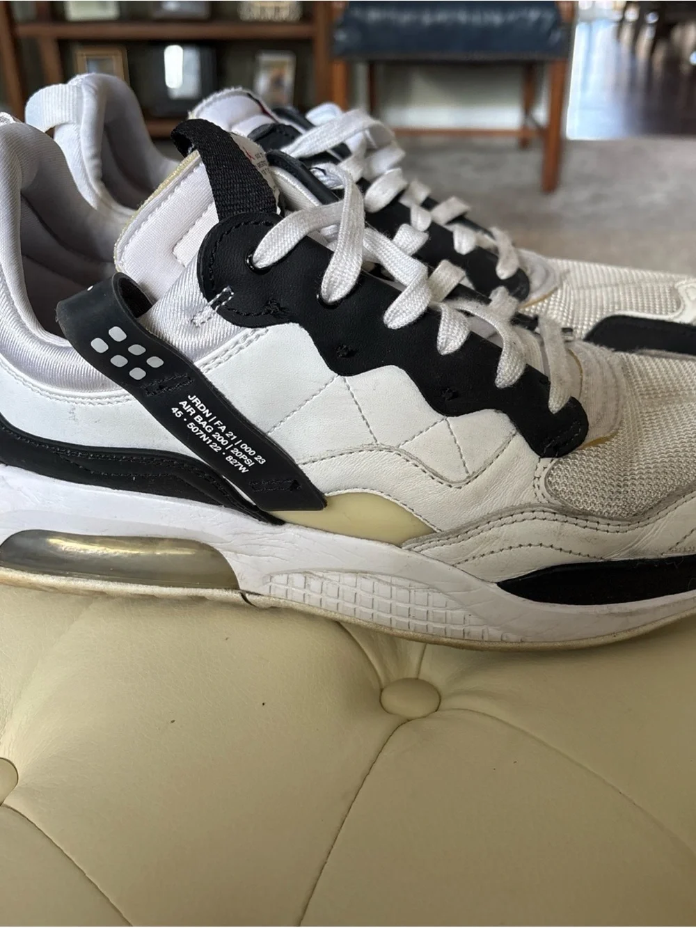 Jordan Men's White and Black Low-Top Sneakers